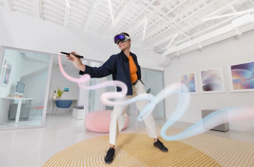 Logitech lance Muse, un stylet dédié au casque Apple Vision Pro. ©Logitech
