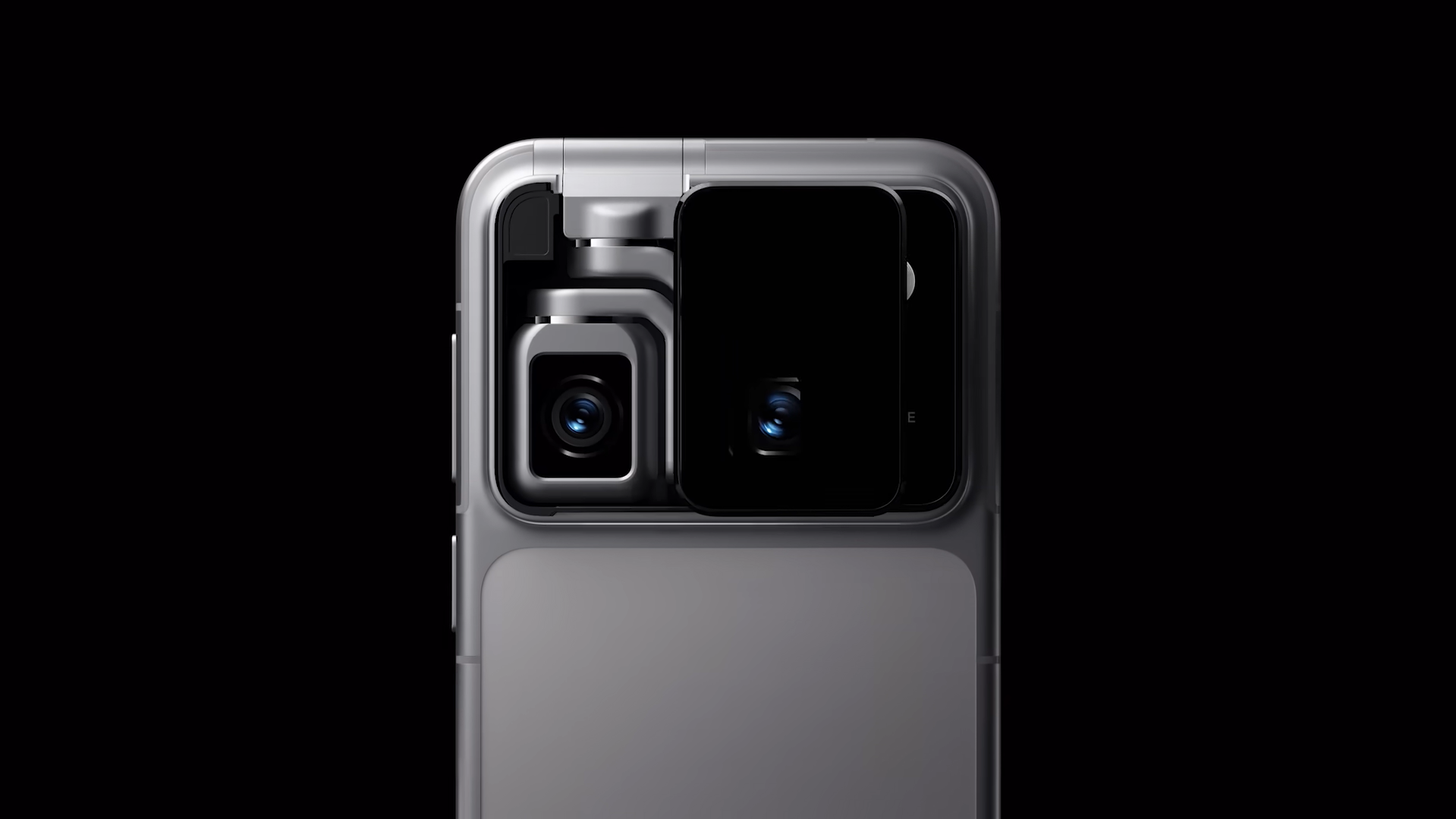 Le bras mécanique du Robot Phone se déplie et se replie à l'arrière du téléphone. © Honor