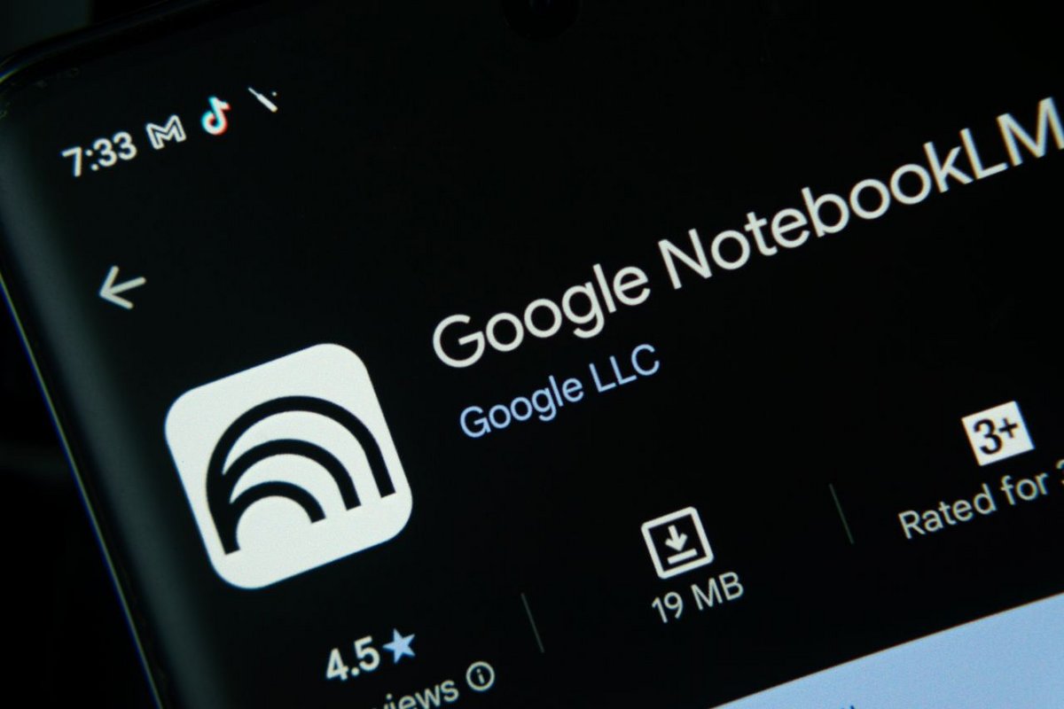 Après les résumés écrits et audio, NotebookLM permet la génération de la vidéo - ©Bangla press / Shutterstock