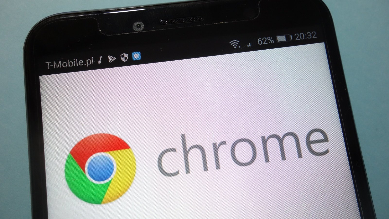 Dès que vous copiez une commande suspecte avec la Protection renforcée activée, son contenu est expurgé des informations personnelles identifiables, puis transmis aux serveurs Safe Browsing de Google - ©Piotr Swat / Shutterstock