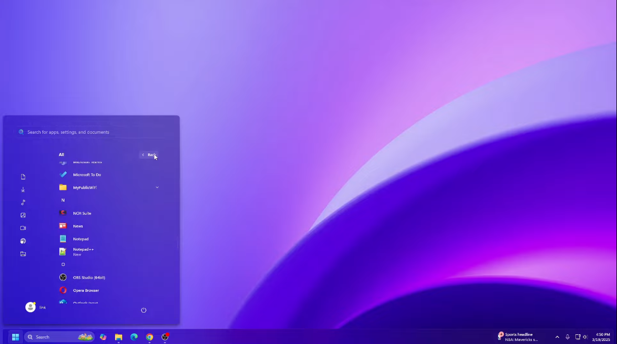 Envie de retrouver votre menu Démarrer à gauche dans Windows 11 ? Il y a un mod pour ça. © Link Vegas via YouTube