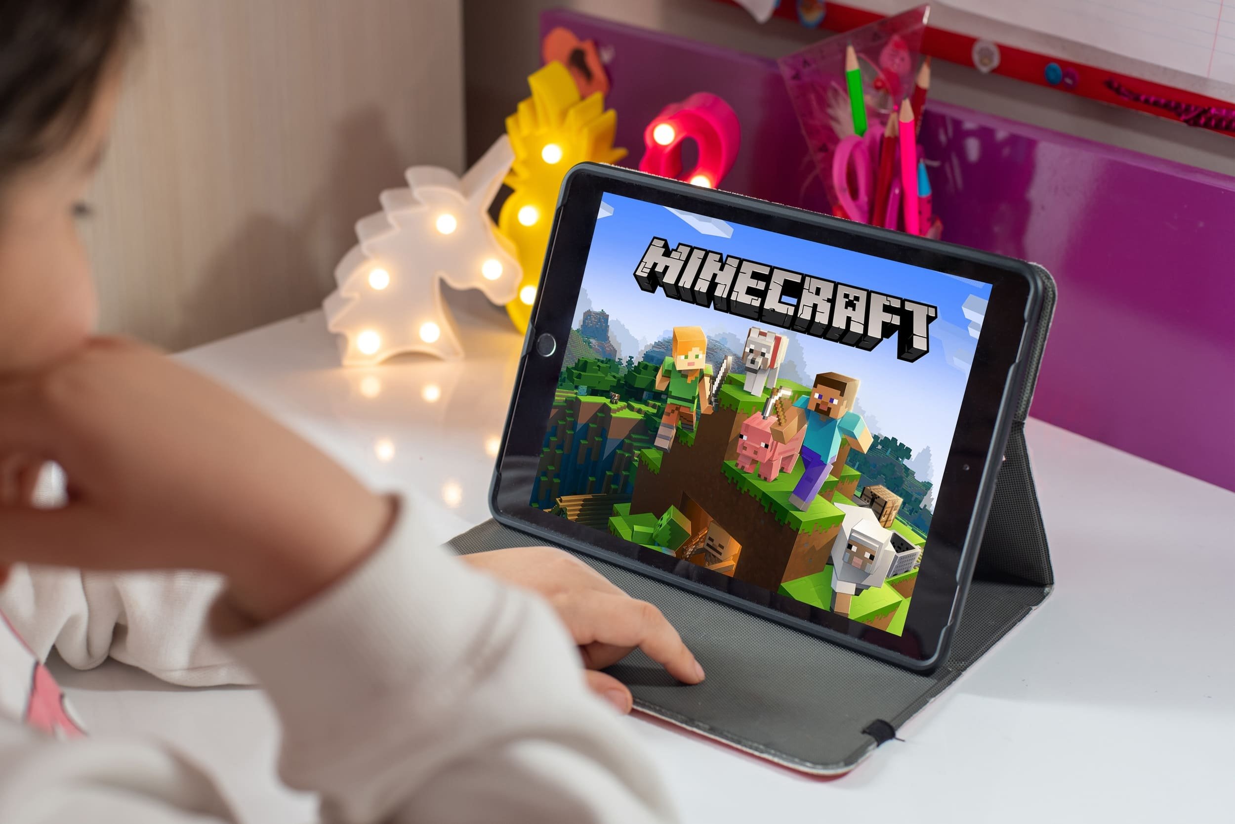 Les joueurs de Minecraft sont visés par les cybercriminels © Yalcin Sonat / Shutterstock.com