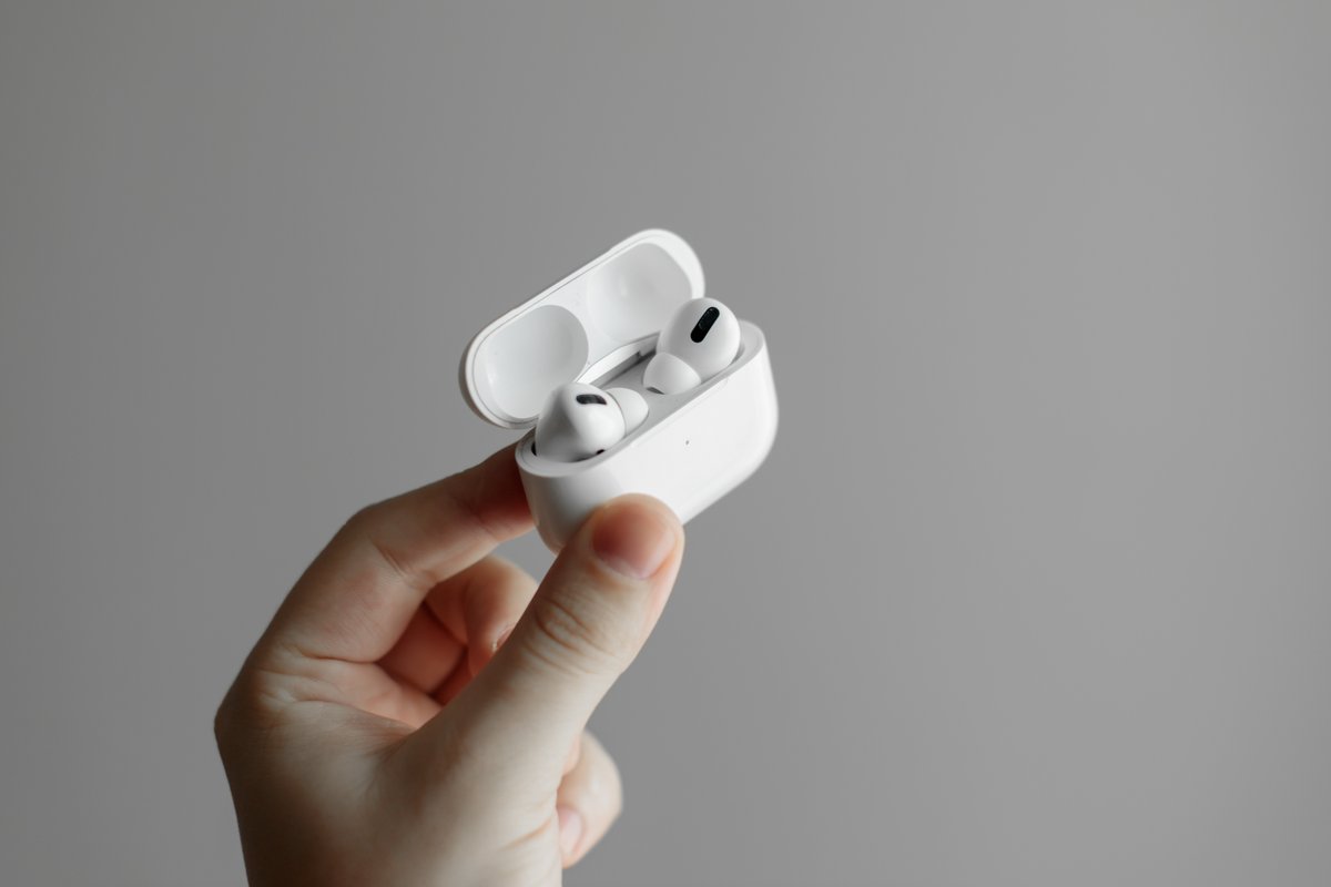 Les AirPods Pro 2 © Shutterstock.com