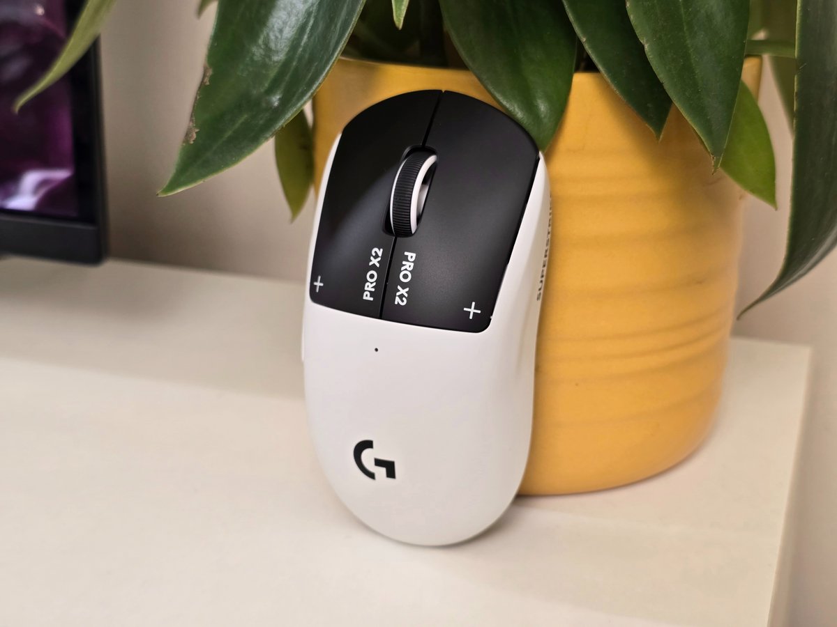 Clic analogique et retour haptique, la PRO X2 Superstrike change la formule. © Matthieu Legouge