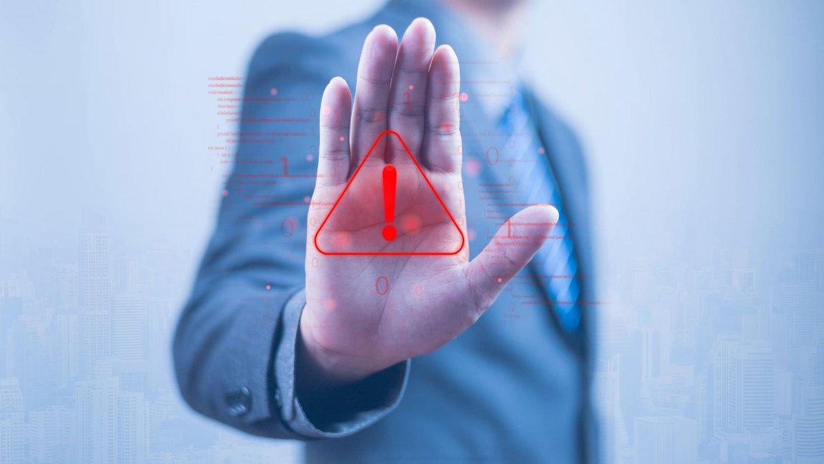 Dans sa dernière note, la DGSI dénonce les risques liés à l'utilisation parfois aveugle de l'IA dans le cadre professionnel. © luechai wanapapobsuk / Shutterstock