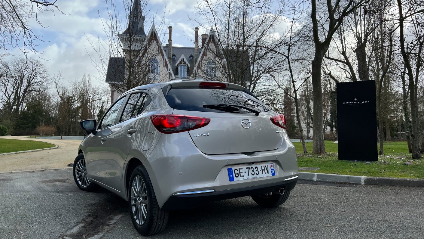 Mazda 2 MHEV
