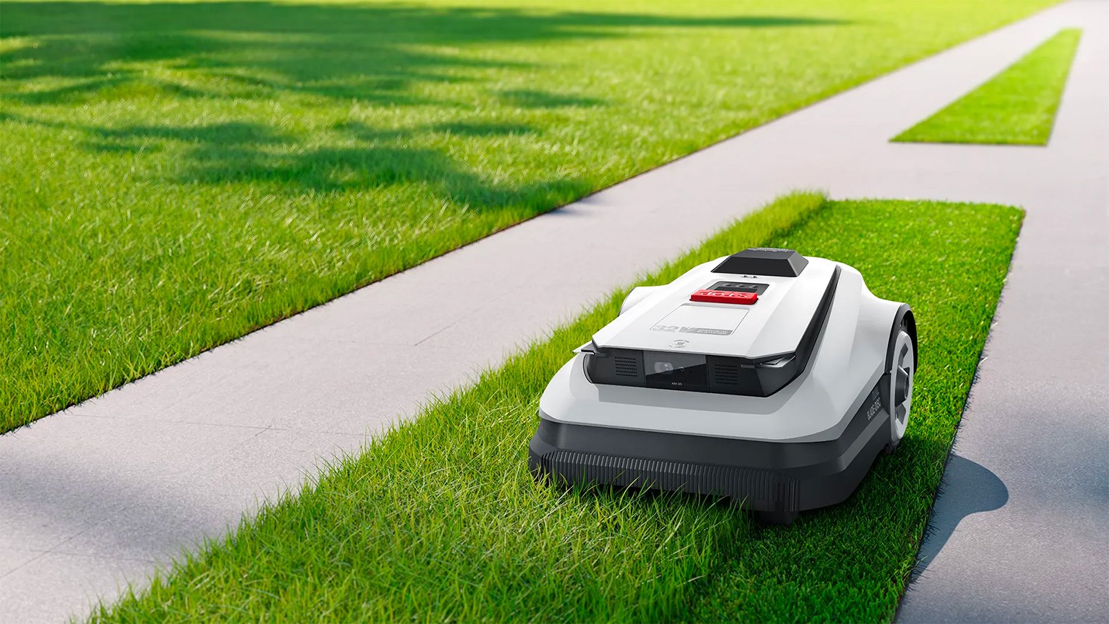 Le GOAT A1600 RTK d’ECOVACS tond sans fil périphérique et cartographie votre jardin au centimètre près grâce à la technologie RTK ©Ecovacs