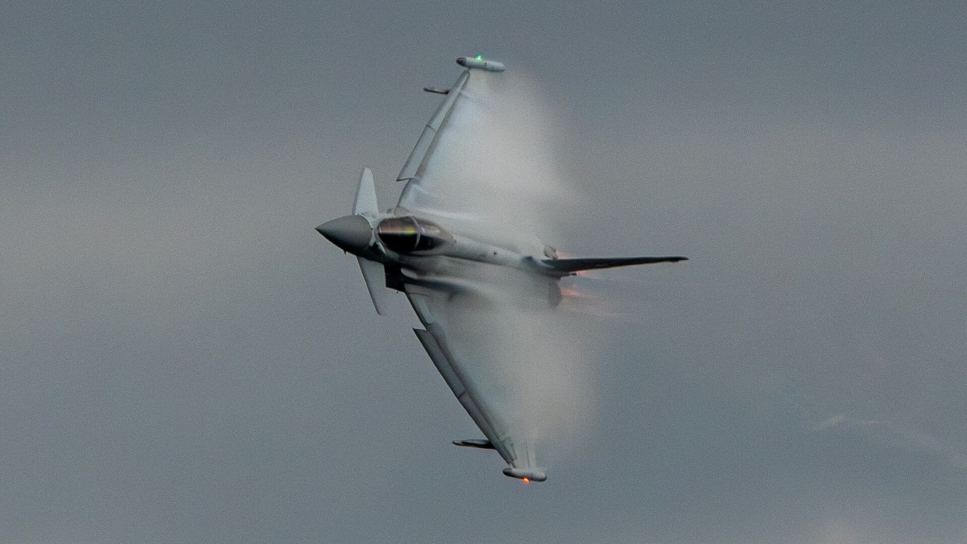 Le Typhoon, chasseur de la Royal Air Force, a participé pour la première fois à un exercice nucléaire français. © Richmarks / Shutterstock