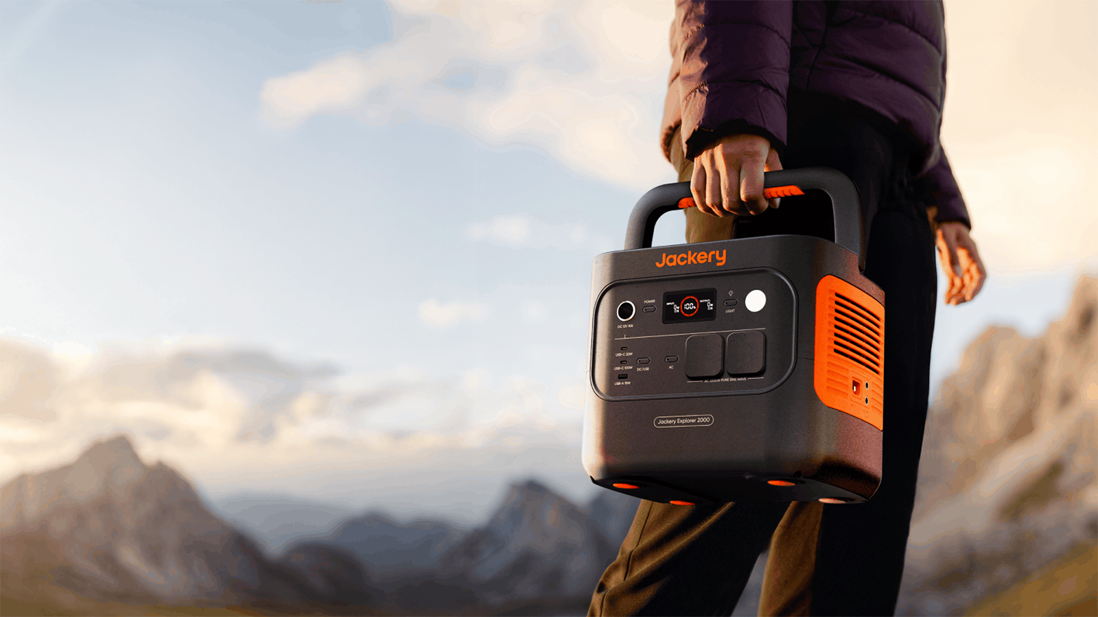 Les Explorer s'adressent aux nomades souhaitant une solution efficace pour alimenter et recharger leurs appareils sur la route ©Jackery