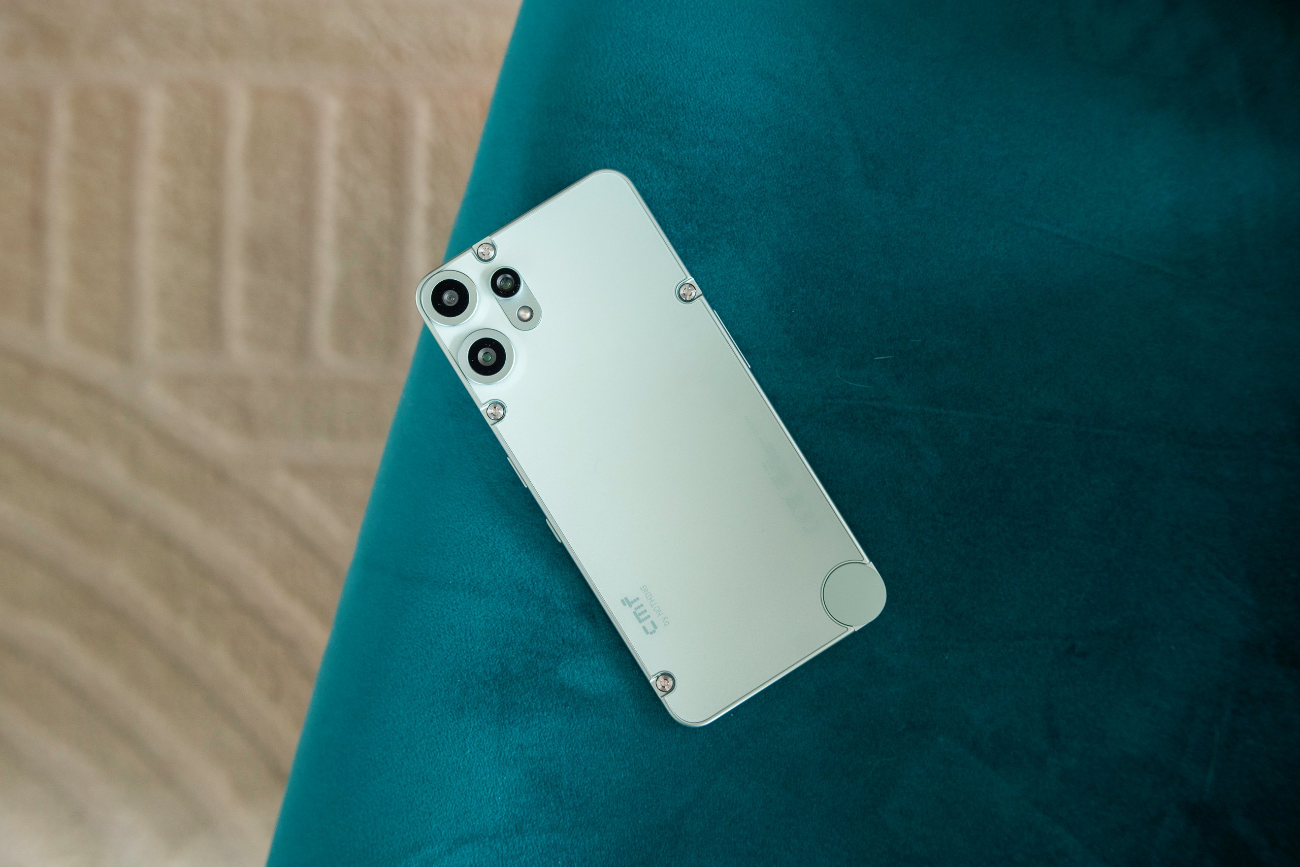 Le CMF Phone 2 Pro © Pierre Crochart pour Clubic.com