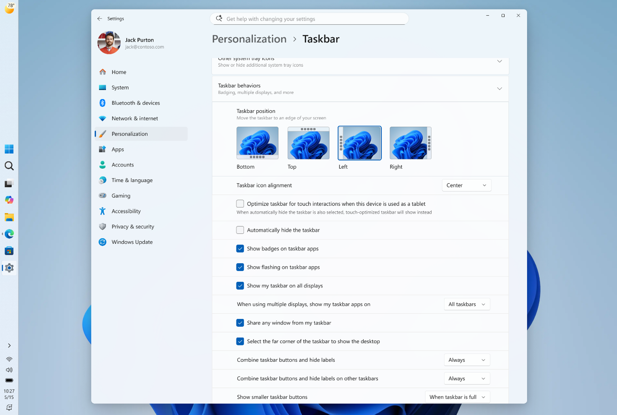Le menu de personnalisation de la barre des tâches s'enrichit d'options permettant de la repositionner sur l'écran, et débarque progressivement dans le canal Experimental du programme Windows Insider. © Microsoft