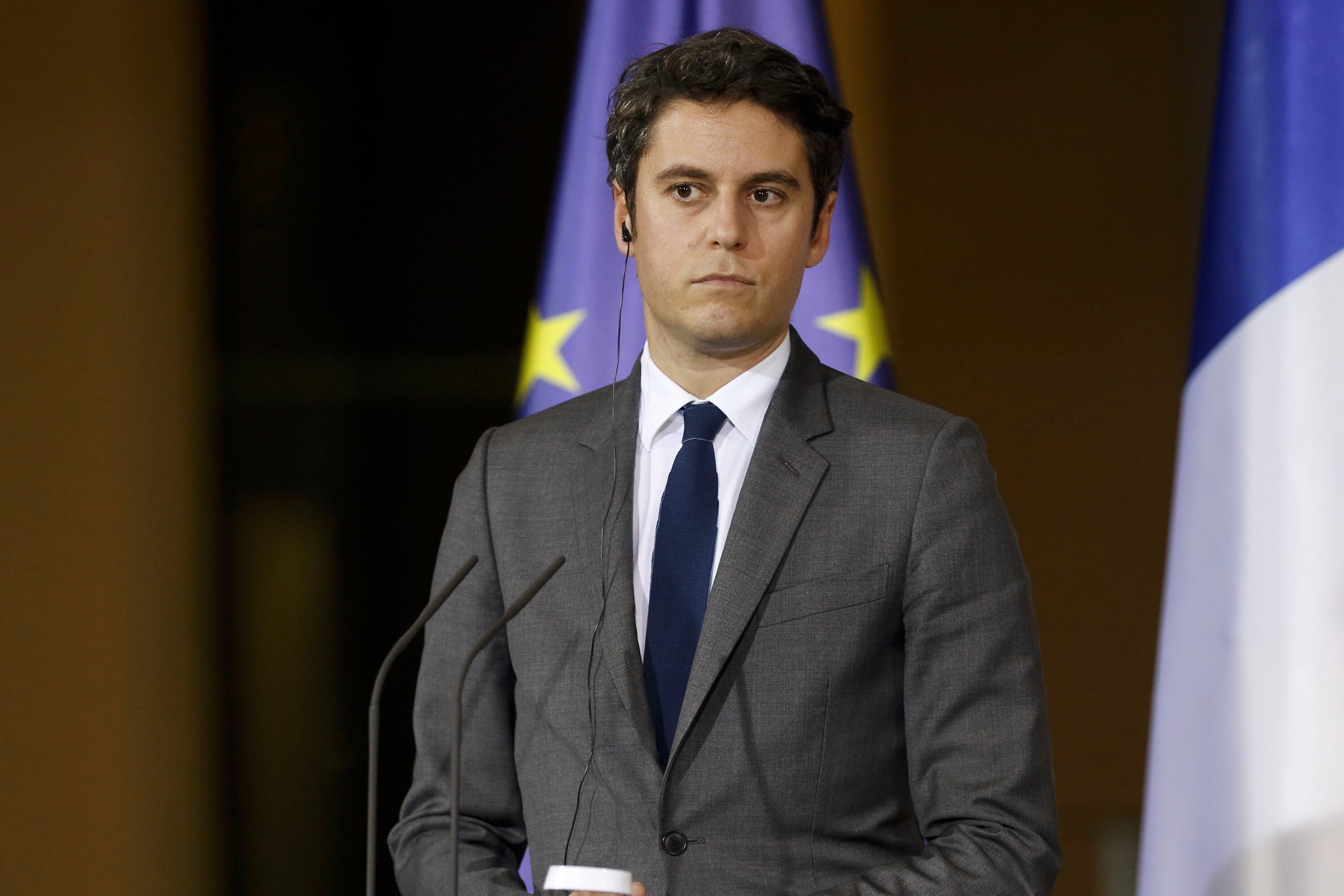 Le premier ministre de la République française, Gabriel Attal, est reçu par le chancelier allemand Olaf Scholz © Juergen Nowak / Shutterstock.com