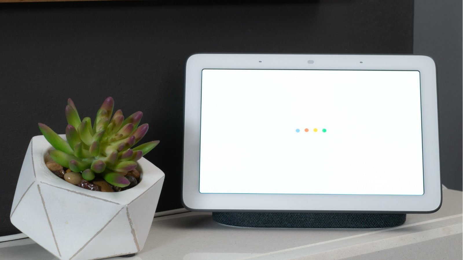Les Google Home ne répondent plus chez de nombreux utilisateurs ©Vantage_DS / Shutterstock.com