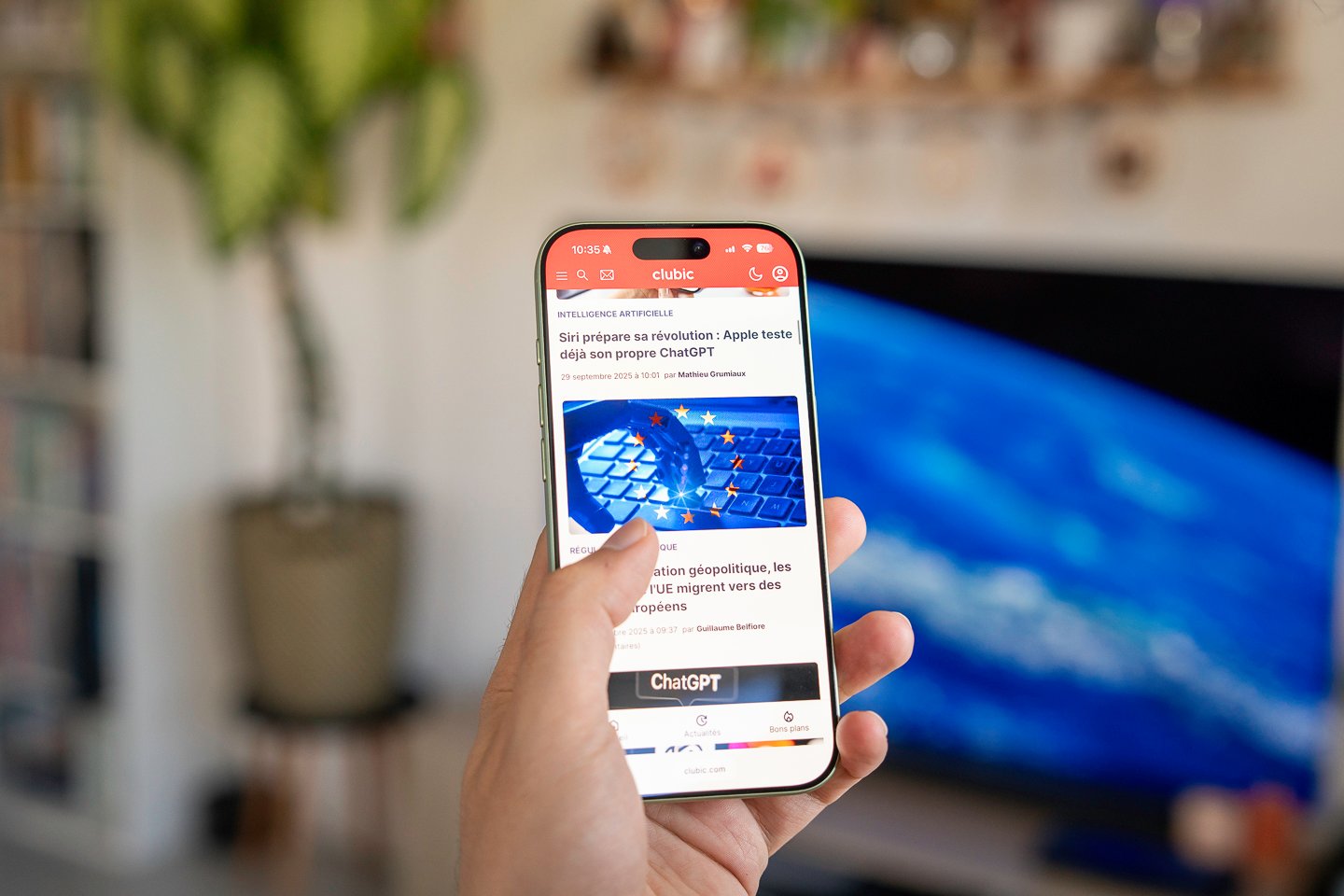 Oui, il vaut mieux privilégier le Wi-Fi à la 5G pour conserver de la batterie. ©Pierre Crochart pour Clubic.com