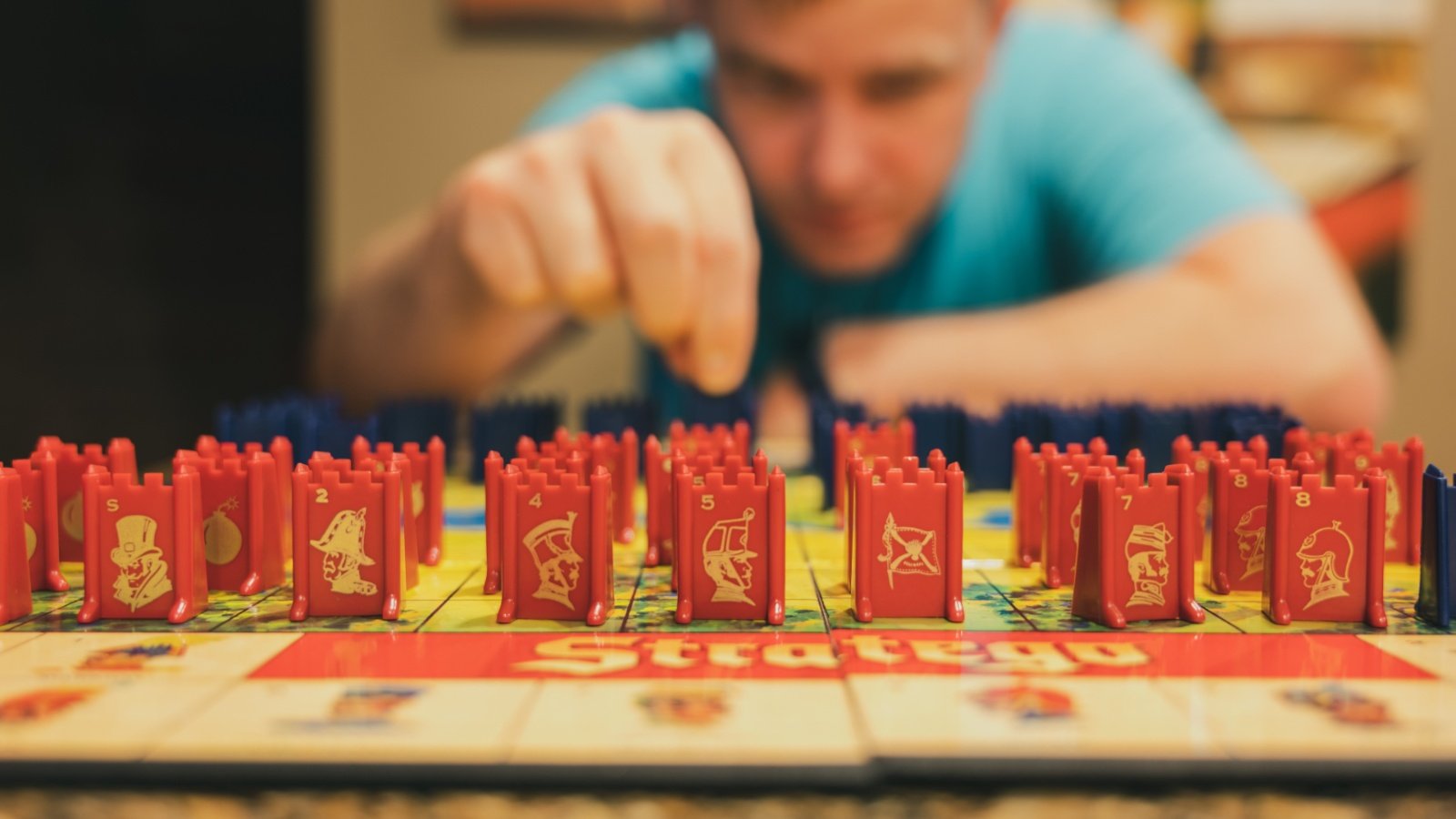 Le Stratego vient de tomber face à l'IA, l'un des derniers bastions encore tenus par les humains. ©Lost_in_the_Midwest x Shutterstock
