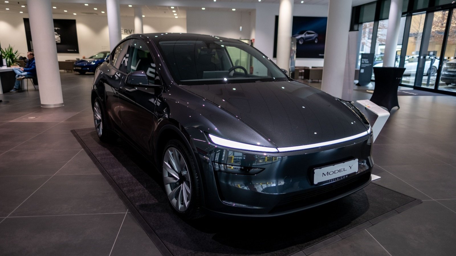 En 2025, l'usine chinoise de Shanghai a produit environ 850 000 véhicules Tesla et exporté 226 034 unités, dont 59 215 exemplaires de Model 3 et Model Y à destination de la Corée du Sud - ©Kittyfly / Shutterstock