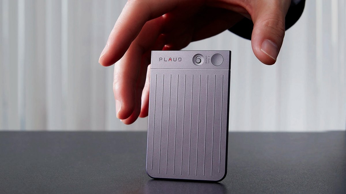 Plaud promet plus qu’une simple transcription : une capture en temps réel, structurée et claire, boostée par l’IA pour un usage immédiat. ©Plaud