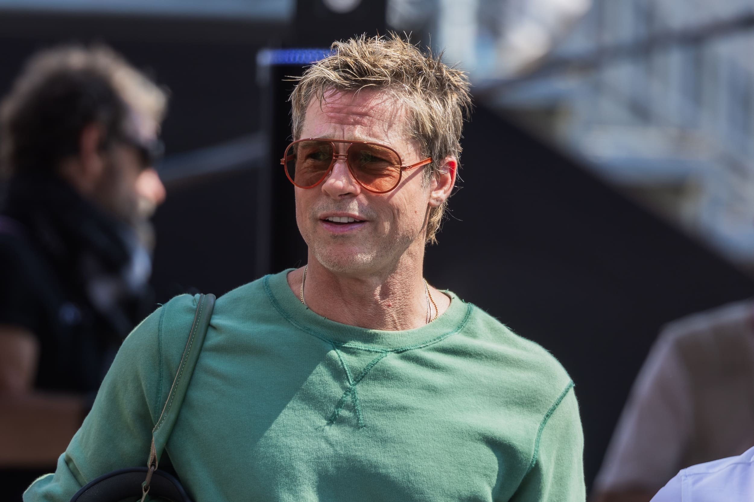 Frédéric Lopez, Martin Henderson ou Brad Pitt, ces stars utilisées malgré elles dans des arnaques aux sentiments - ©Jay Hirano / Shutterstock