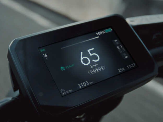 Le petit écran TFT 5" de la WN7. ©Honda