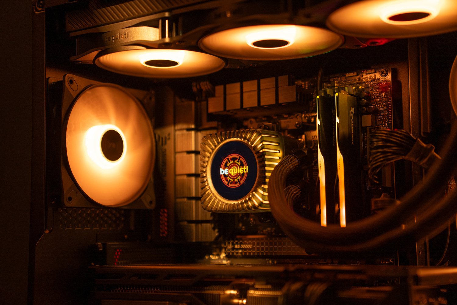 Le nouveau watercooling se dote enfin d'un écran. ©be quiet!