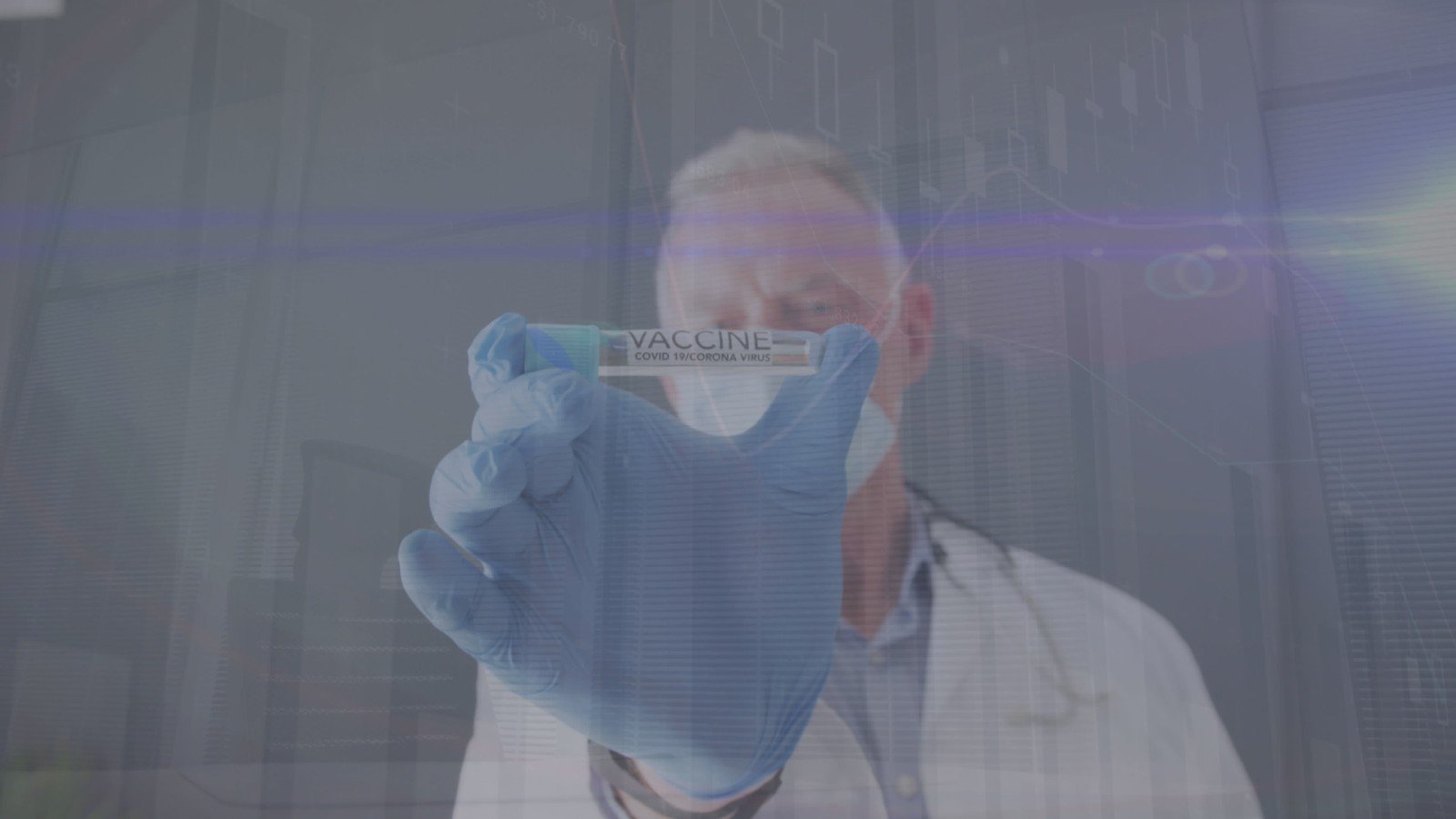 Jusqu'ici, la conception d'un vaccin partait d'un virus identifié et circulant. Les chercheurs de DIOSynVax ont choisi de soumettre à l'algorithme les génomes de l'ensemble des sarbecovirus répertoriés, y compris ceux de chauves-souris jamais transmis à l'humain, pour en extraire les régions génétiques partagées par toute la famille - ©vectorfusionart / Shutterstock