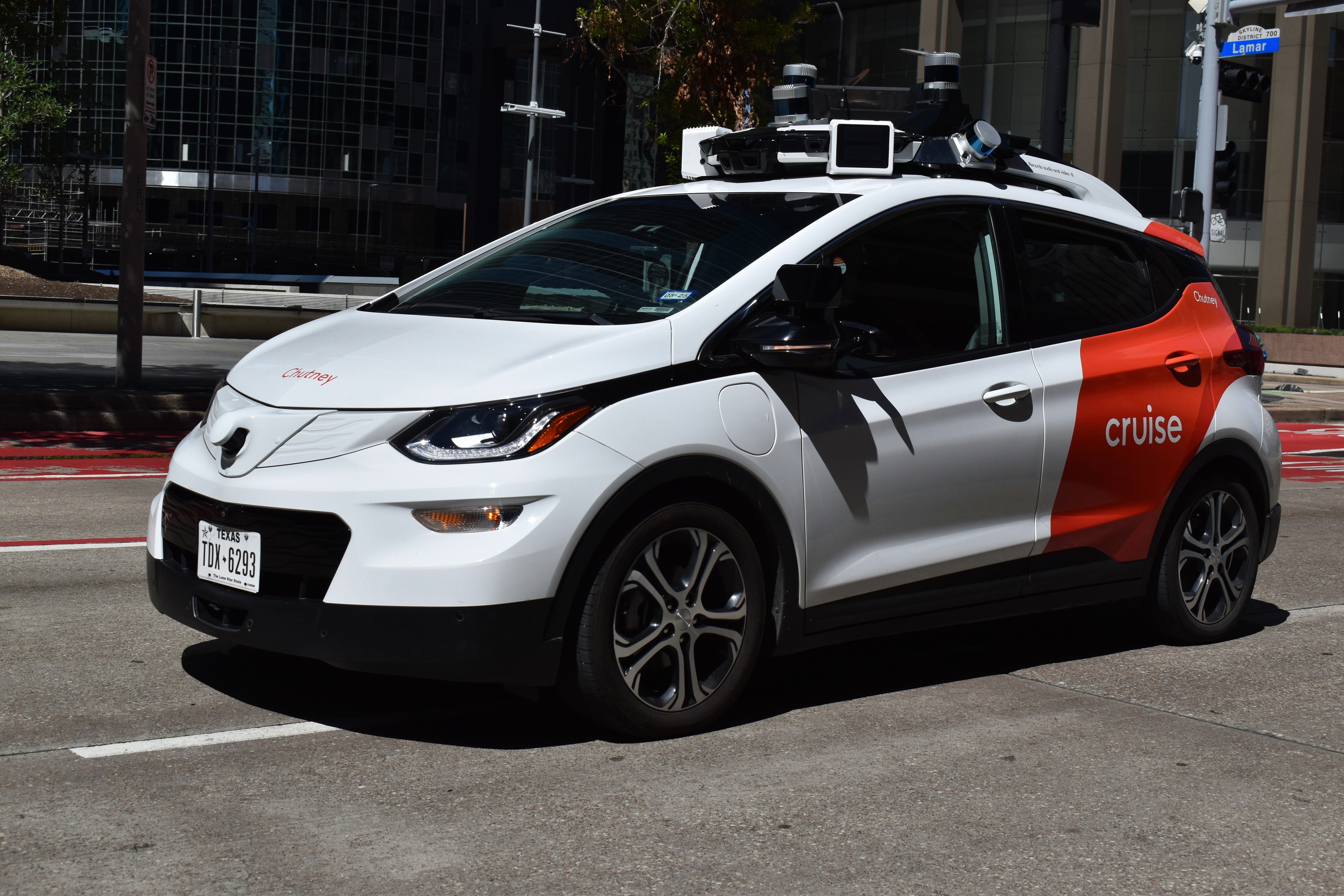 Contrairement aux robotaxis Cruise, pas de lidar ni de radar dans le système de conduite autonome FSD de Tesla - ©Artistic Operations / Shutterstock