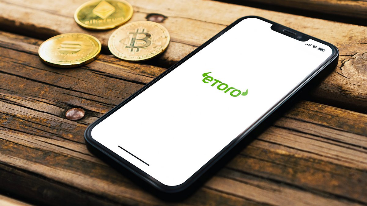 Présente sur le marché crypto depuis 2013, eToro est aujourd’hui régulée par des autorités majeures comme la FCA, l’ASIC ou la SEC ©Shutterstock