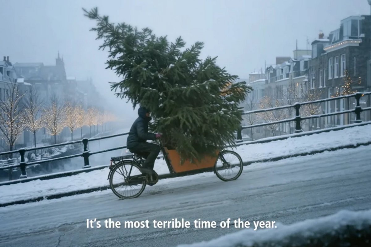 Capture d'écran de la pub générée par IA de McDonald's. ©McDonald's YouTube