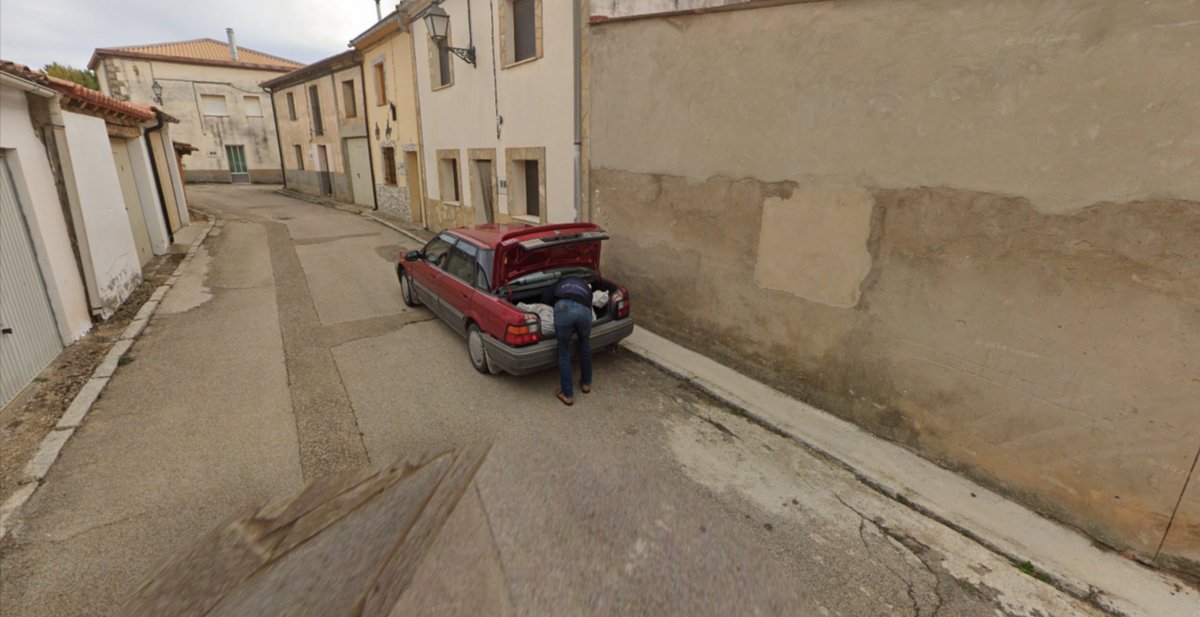 Une macabre découverte via Google Street View © Google Maps