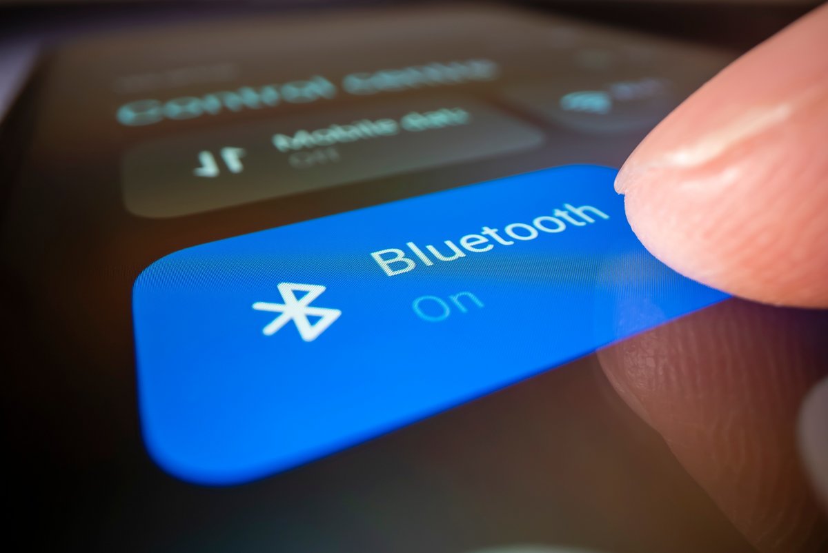 Le réseau Bluetooth activé sur un écran © Ymgerman / Shutterstock