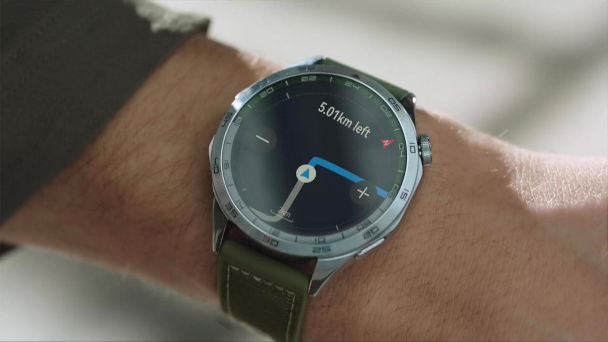 Avec son cadran de 46mm, la HUAWEI Watch GT4 affiche de nombreuses données