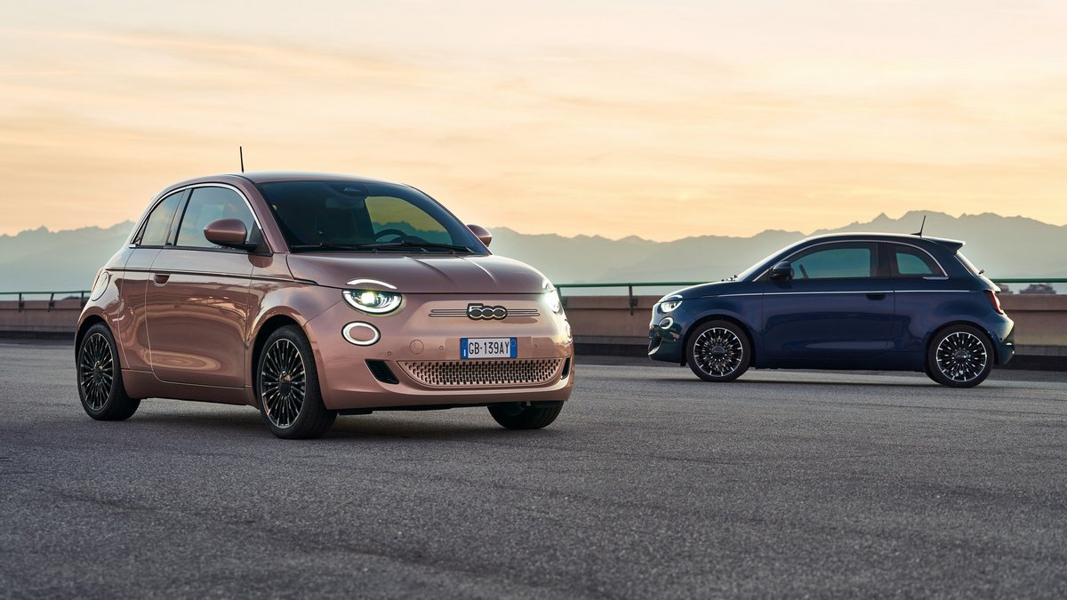 Dans sa version de base, la Fiat 500e est proposée à partir de 30 400 euros, avec une autonomie WLTP de 190 kilomètres. Trop chère ? © Fiat