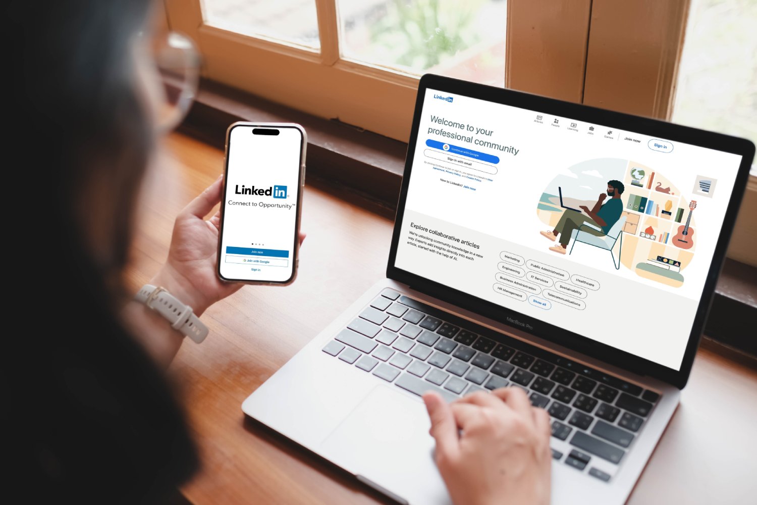 S'il passe inaperçu, ce changement est majeur sur LinkedIn. ©Thaspol Sangsee / Shutterstock