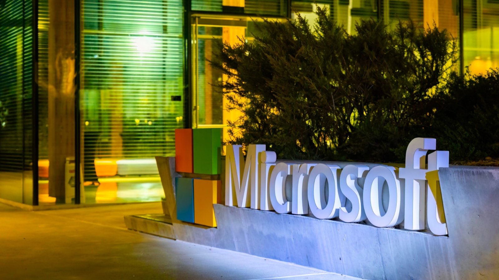 « Nous avons confirmé un accès non autorisé à notre compte sur X, notamment des publications qui ne provenaient pas de Microsoft », a indiqué Brent Colburn, porte-parole de Microsoft - ©Photo Spirit / Shutterstock