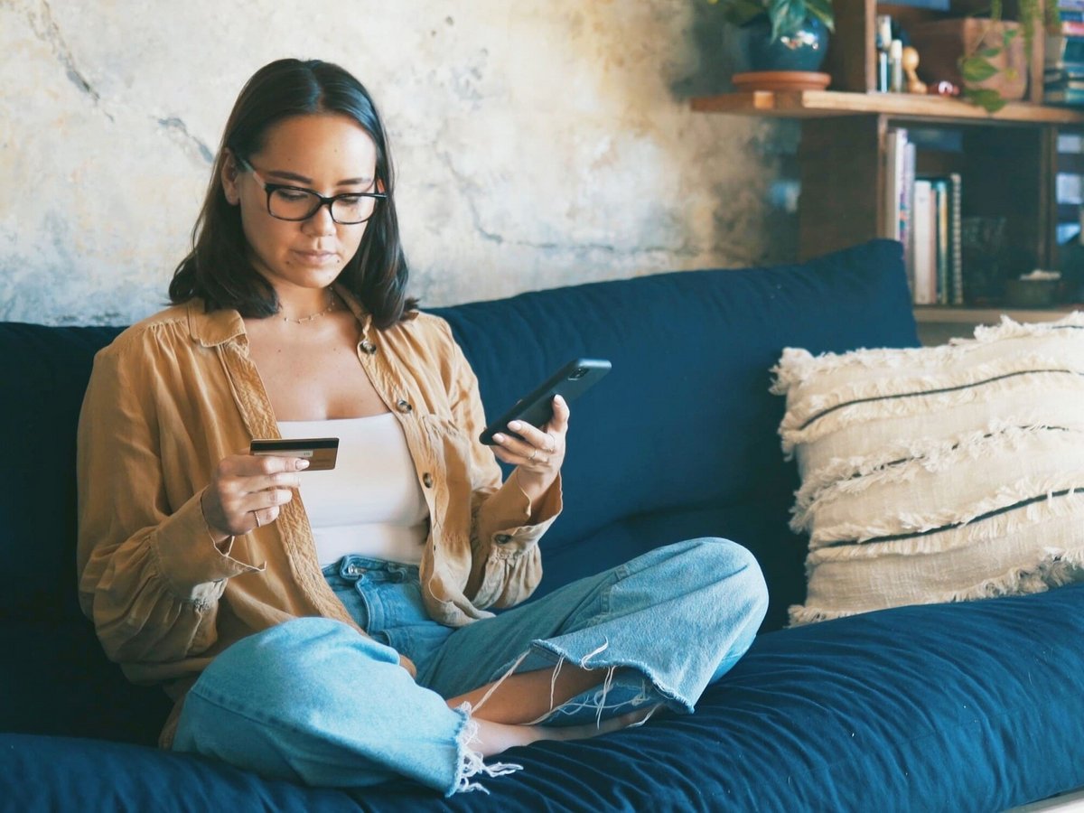 Le droit de rétractation vous protège bien plus que vous ne le pensez. © PeopleImages / Shutterstock