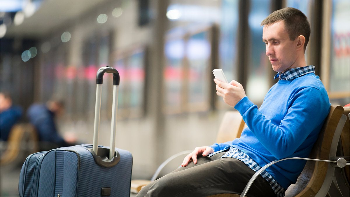 Les réseaux WiFi ouverts à l'aéroport comportent des risques de piratage @Shutterstock