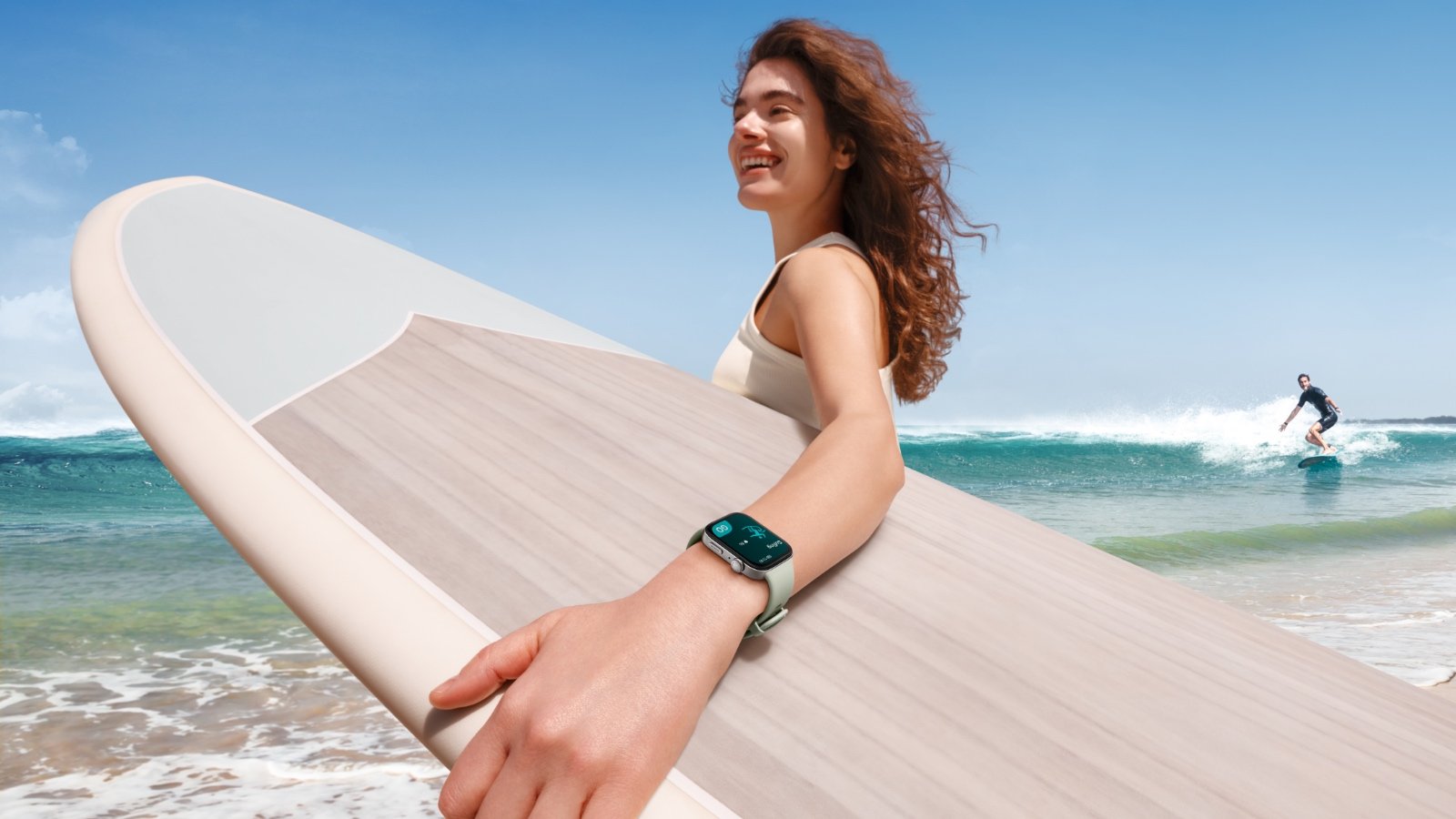 Vous pourrez même pratiquer le surf avec la Watch FIT 3 ©HUAWEI