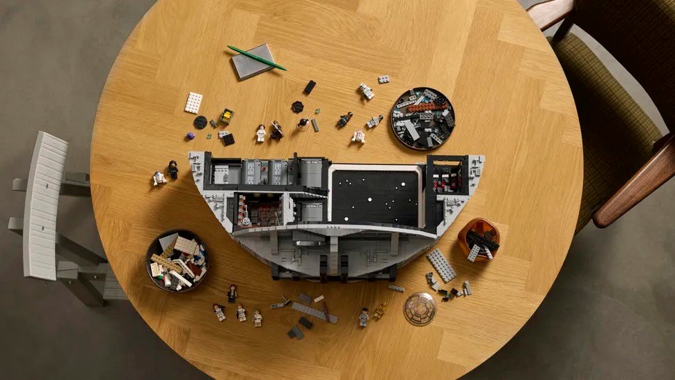 Plus de 9 000 pièces, pour remplir vos soirées d'hiver ©Lego