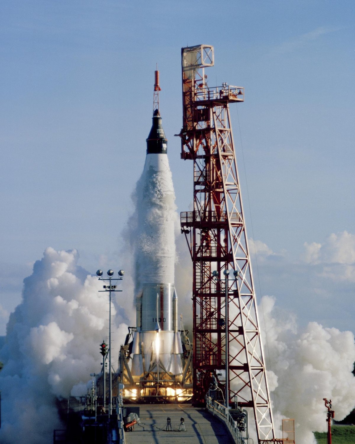 Atlas, la fameuse fusée à "un étage et demi", décolle le 3 octobre © NASA