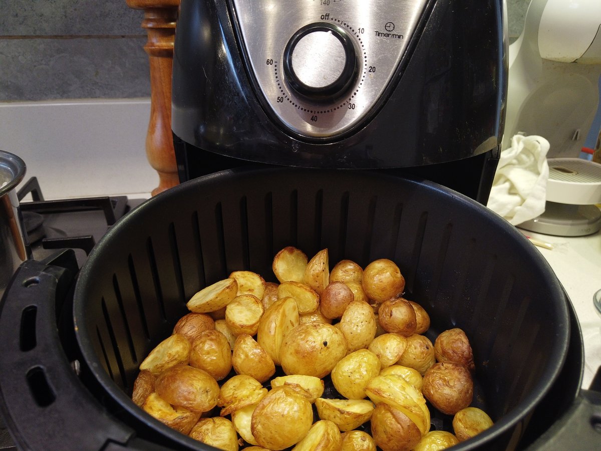 La cuisson à l'airfryer, pas si inoffensive ? © Stock-Boris / Shutterstock