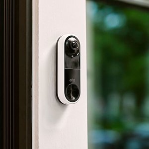 Arlo Essential Video Doorbell Wire-Free & Chime