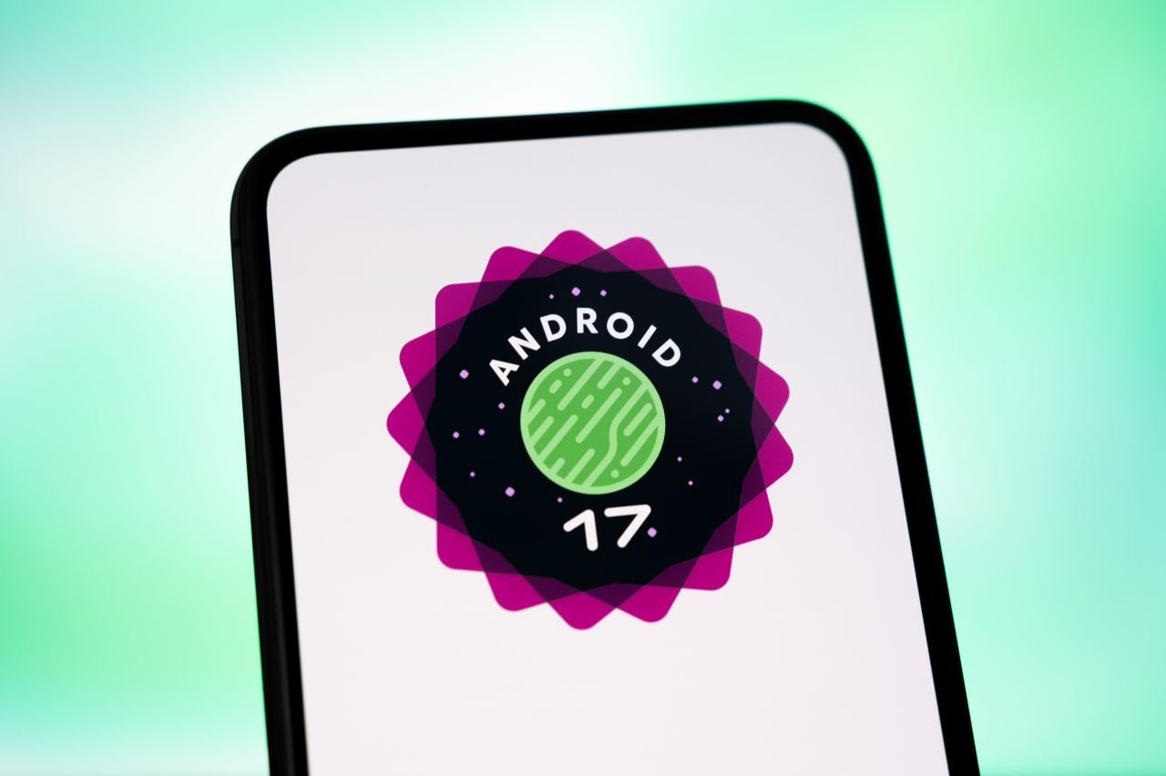 Avec Android  17 Beta 3, les constructeurs peuvent désormais partager leurs modes avancés avec tous les logiciels du système - ©Samuel Boivin / Shutterstock