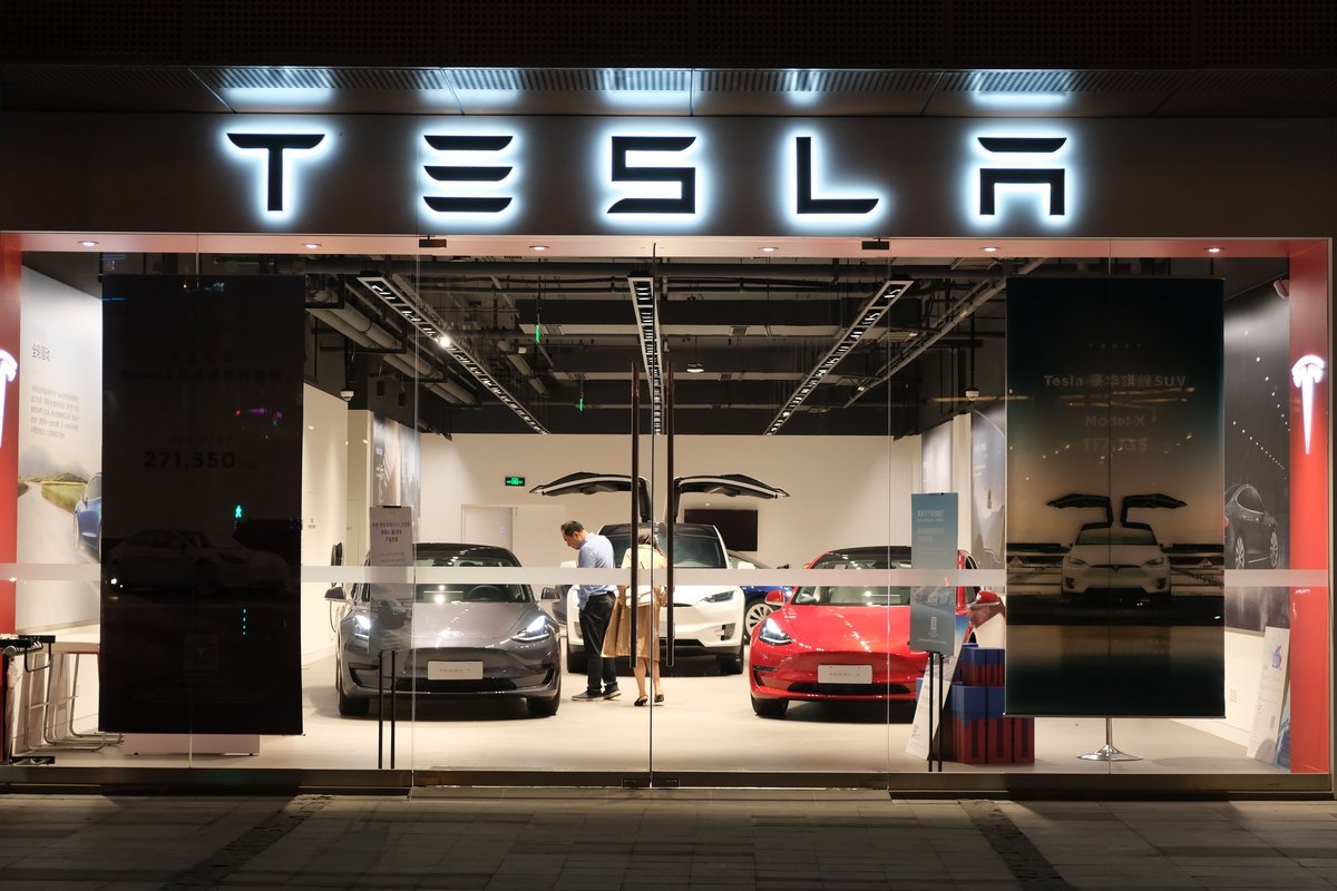 Tesla a connu un très mauvais mois au niveau du continent européen © Shutterstock