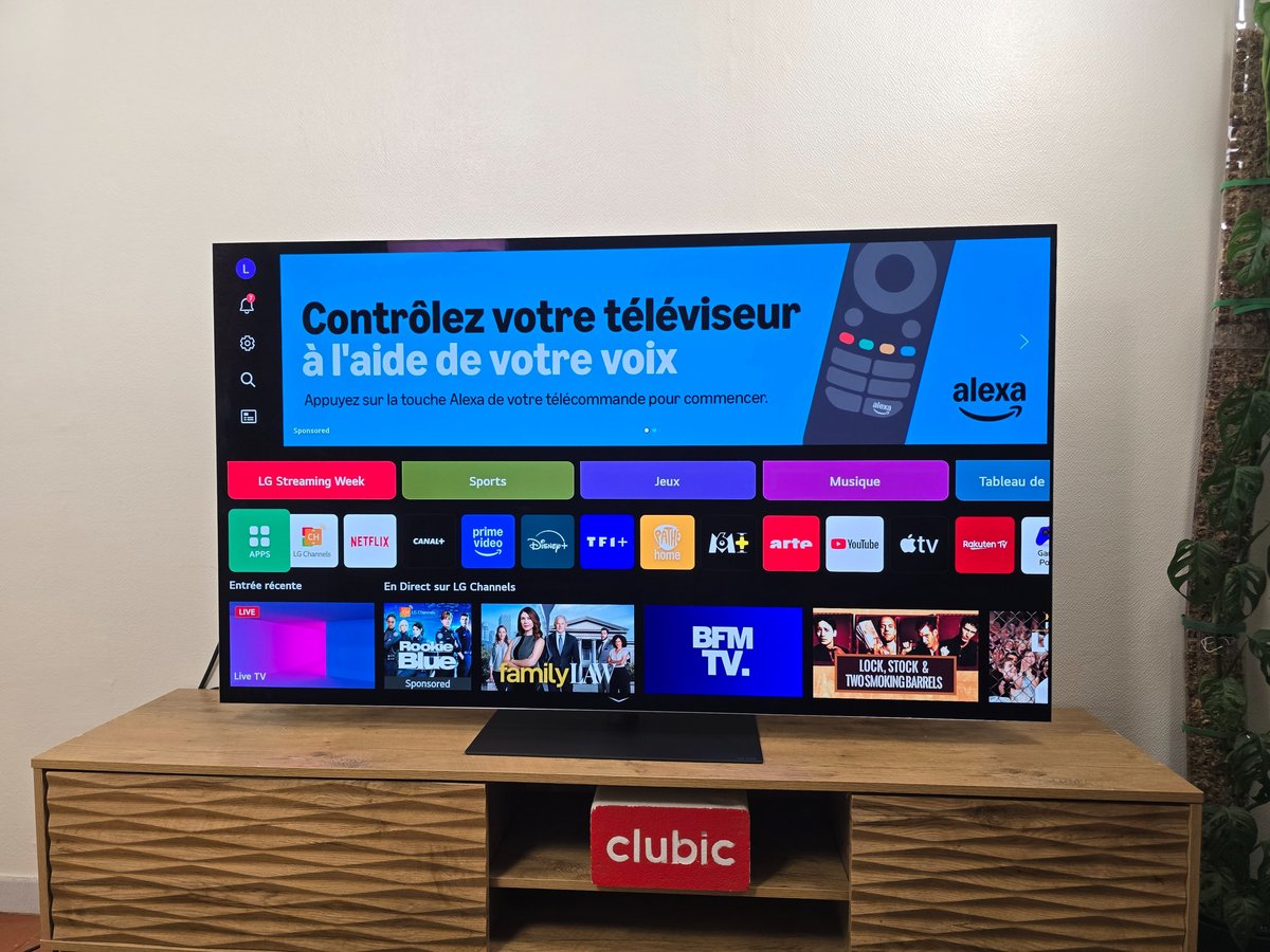 WebOS 25 se bonifie, mais la publicité y occupe, selon nous, trop d'espace. © Matthieu Legouge