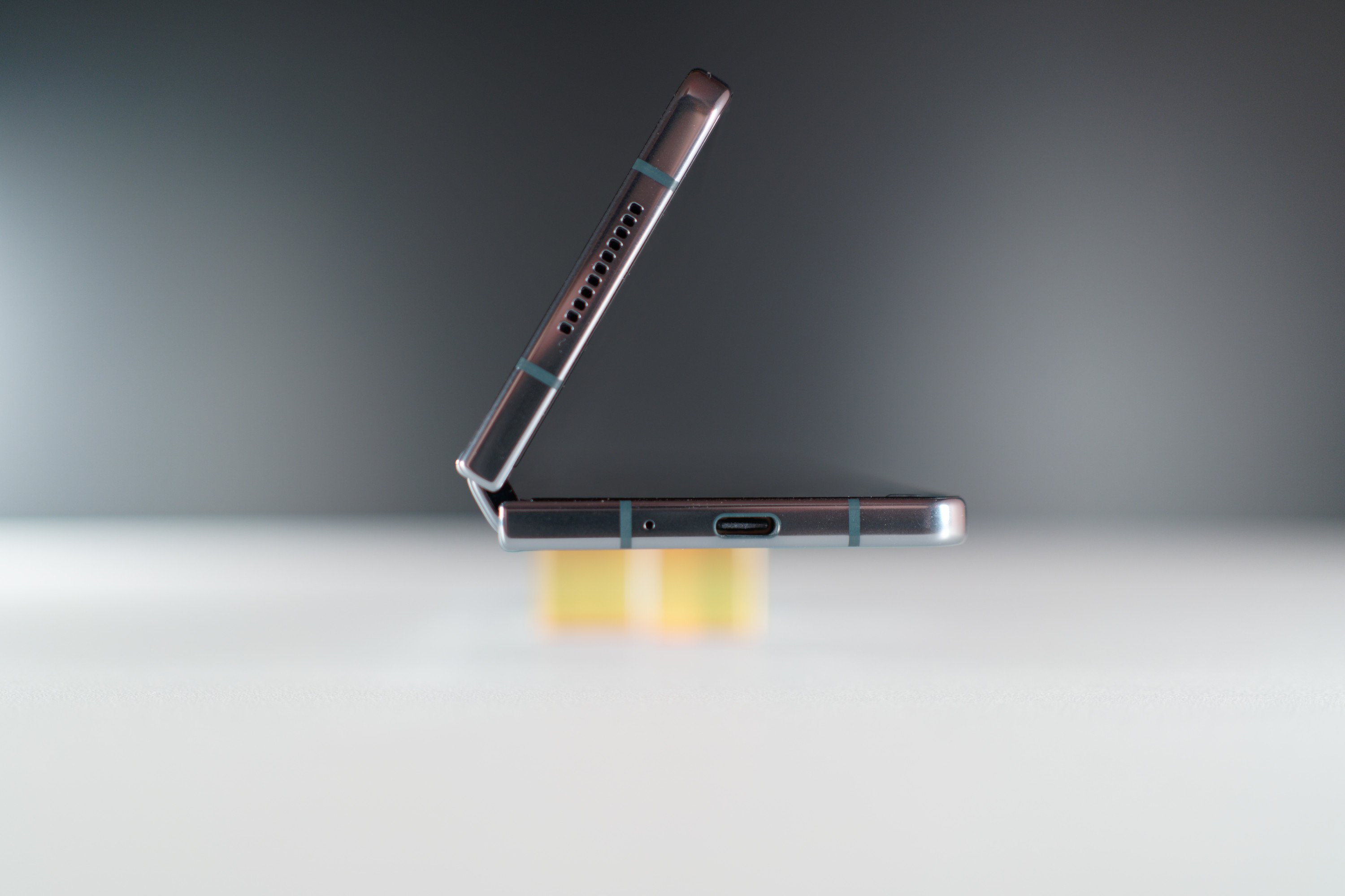 Samsung Galaxy Z Fold 4, pour illustration © Marc Mitrani pour Clubic