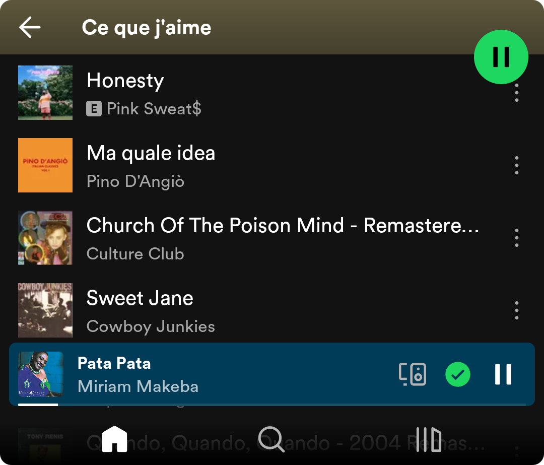 La lecture d'une playlist se pilote aisément depuis l'écran externe © Marc Mitrani pour Clubic