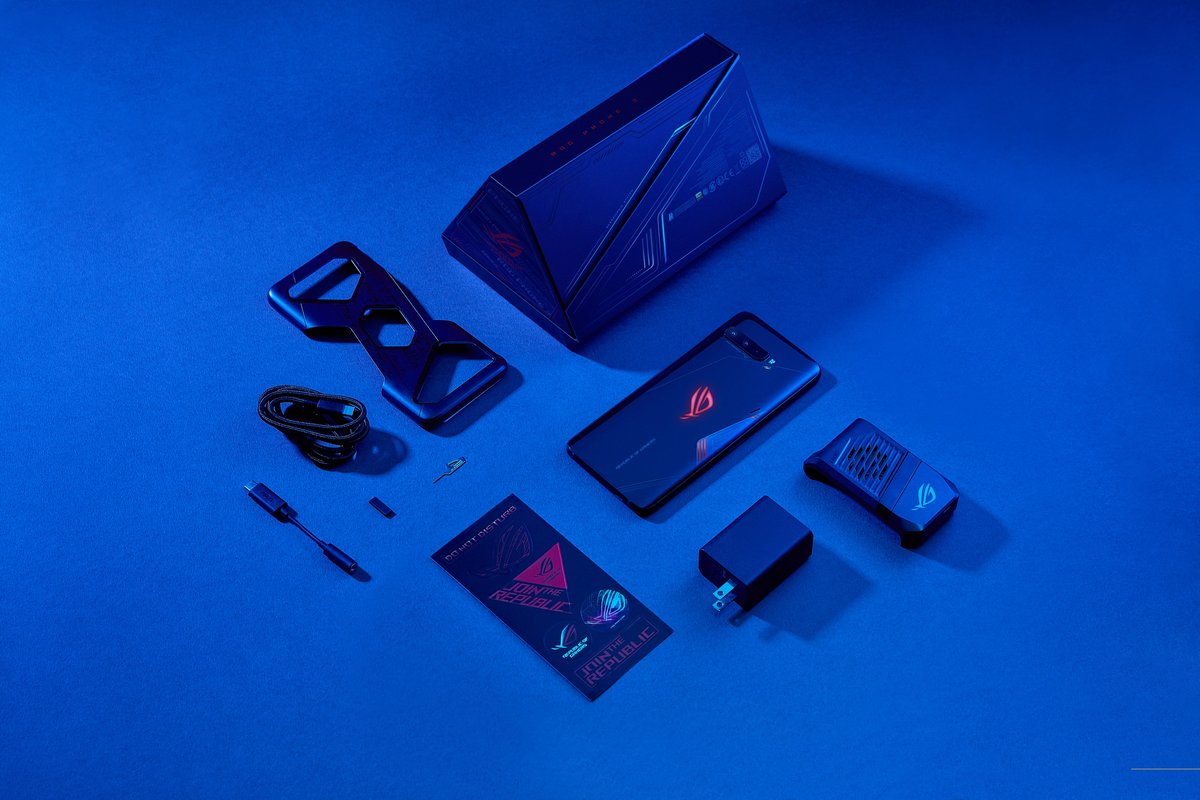 Le design du ROG Phone 3 évolue peu. © Asus