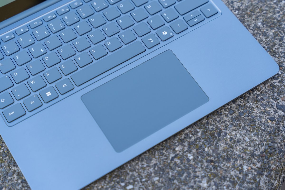Microsoft Surface Laptop 13