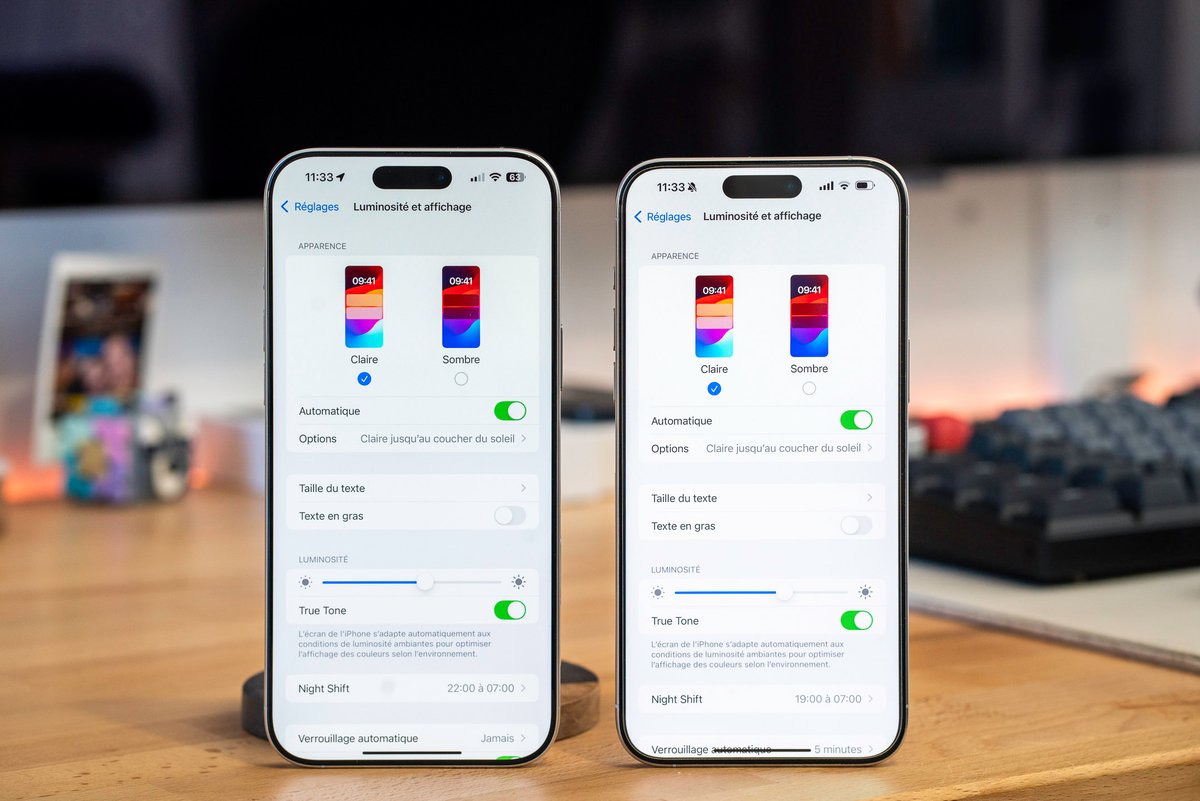 L'iPhone 16 Pro Max et l'iPhone 15 Pro Max © Pierre Crochart pour Clubic