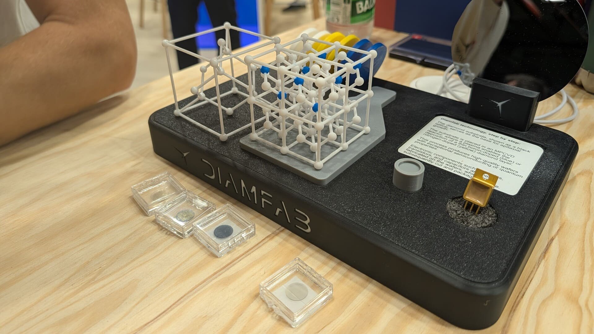 On voit ici la technologie DIAMFAB, étape par étape. © Alexandre Boero / Clubic